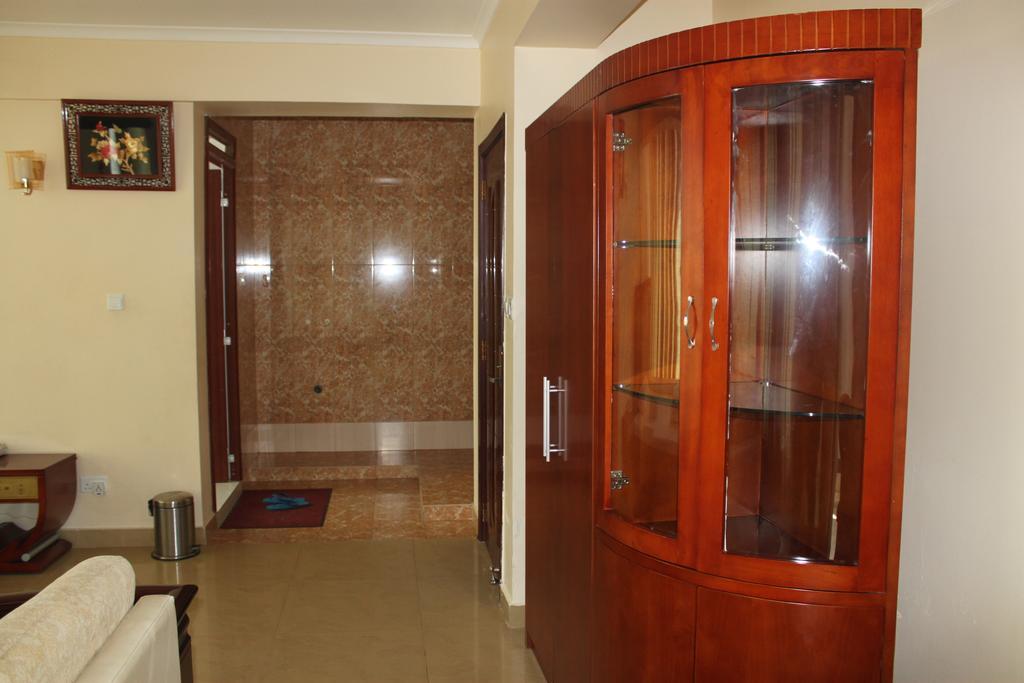 Mic Hotel Дар-эс-Саламе Номер фото